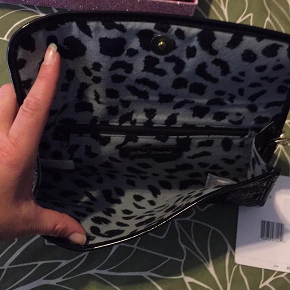 Last one 🥰💋🔥Betsey Johnson - Picture 5 of 5